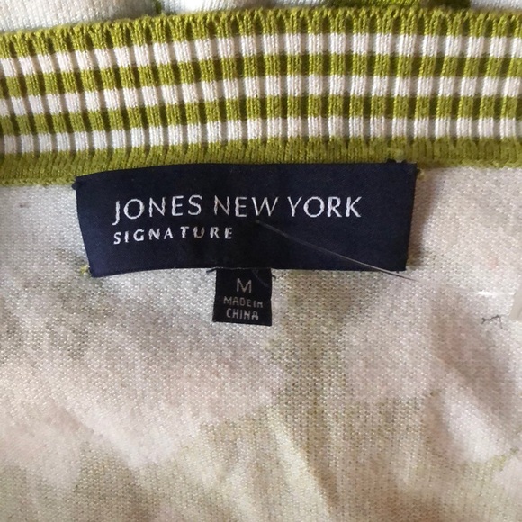 JONES NEW YORK SIGNATURE Green&White FloralSweater - Picture 6 of 6